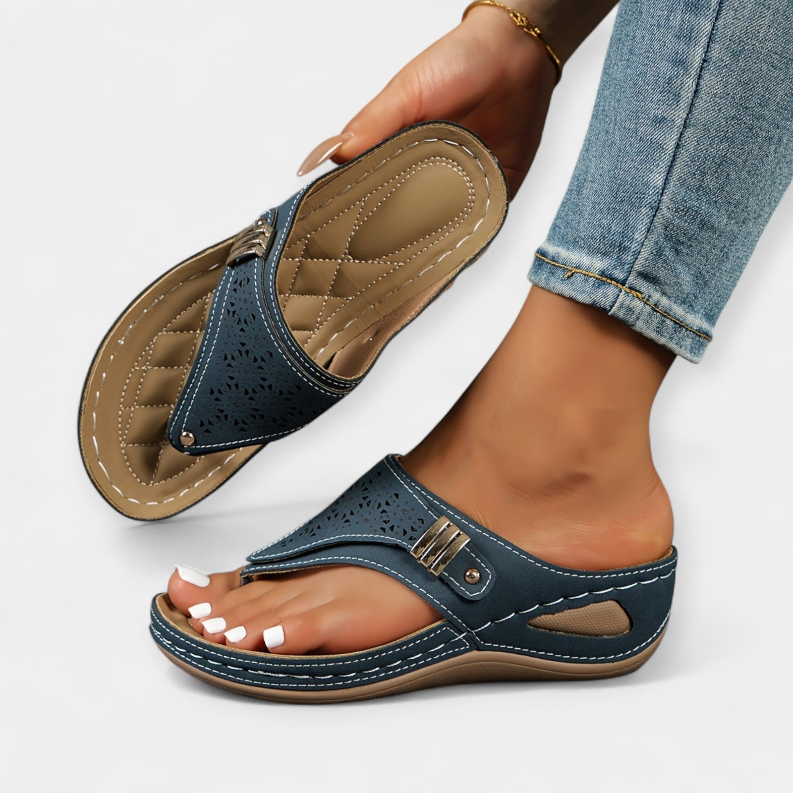 Airy Casual Shoes