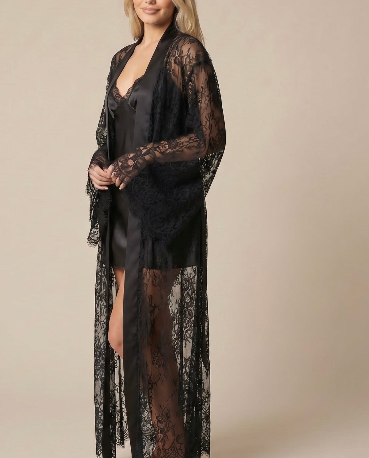Eva Black Lace