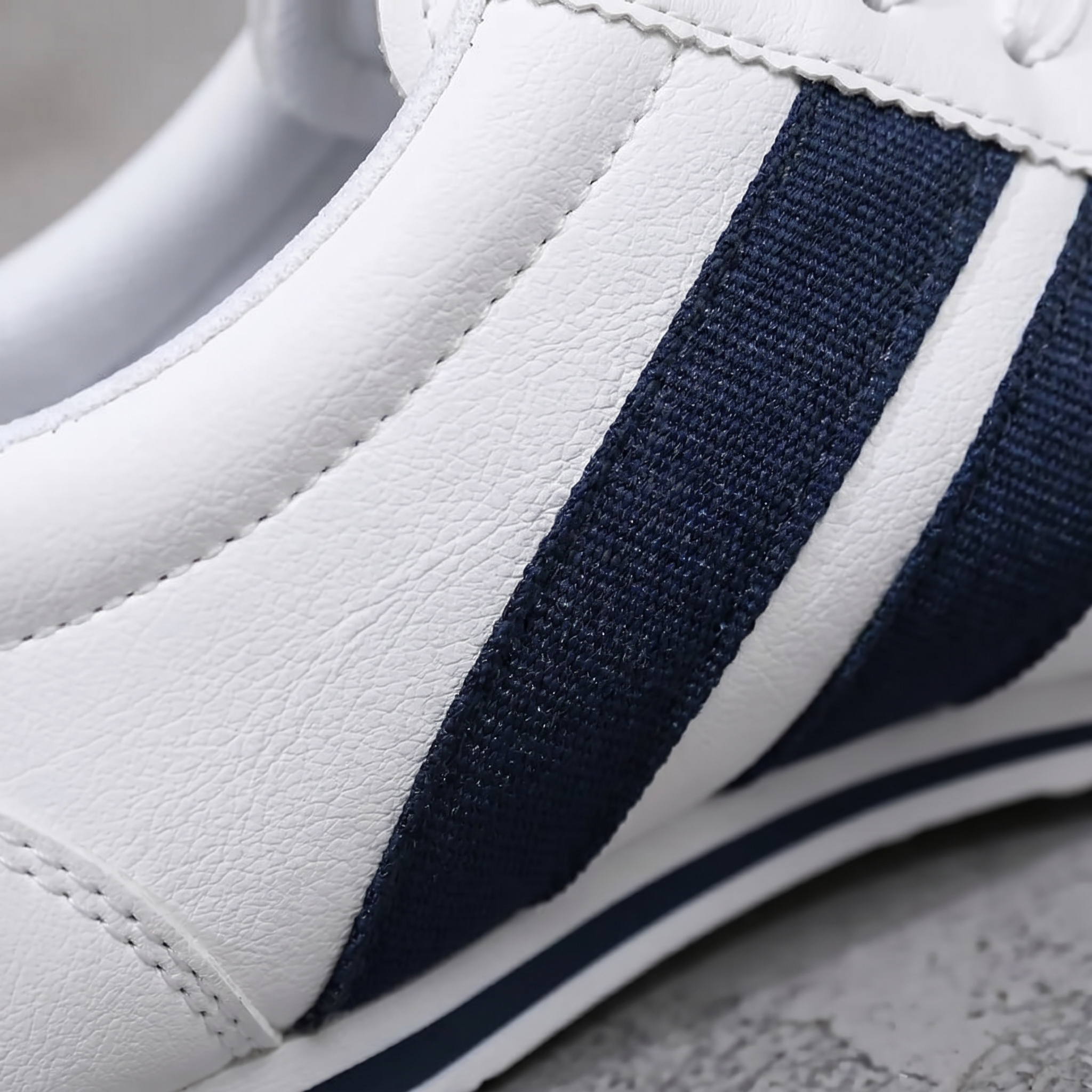 Frankie™ Lightweight Orthopedic Sneakers
